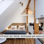 Apartmán Have-a-nice-stay - Helles Dachgeschoss, U-bahn Nach Hamburg 400m - Baecker & Restaurants 500m - Lidl 800m - Zentrum 1,5km Ahrensburg