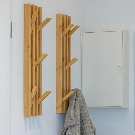 Have-a-nice-stay - Helles Dachgeschoss, U-bahn Nach Hamburg 400m - Baecker & Restaurants 500m - Lidl 800m - Zentrum 1,5km * Ahrensburg