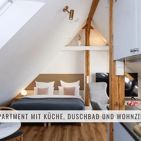 Apartment Have-a-nice-stay - Helles Dachgeschoss, U-bahn Nach Hamburg 400m - Baecker & Restaurants 500m - Lidl 800m - Zentrum 1,5km Ahrensburg