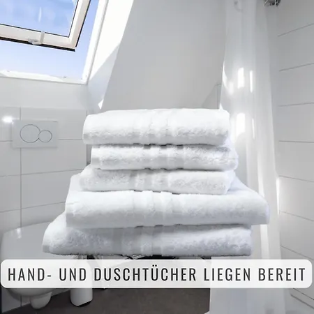 Have-a-nice-stay - Helles Dachgeschoss, U-bahn Nach Hamburg 400m - Baecker & Restaurants 500m - Lidl 800m - Zentrum 1,5km * ארנסבורג